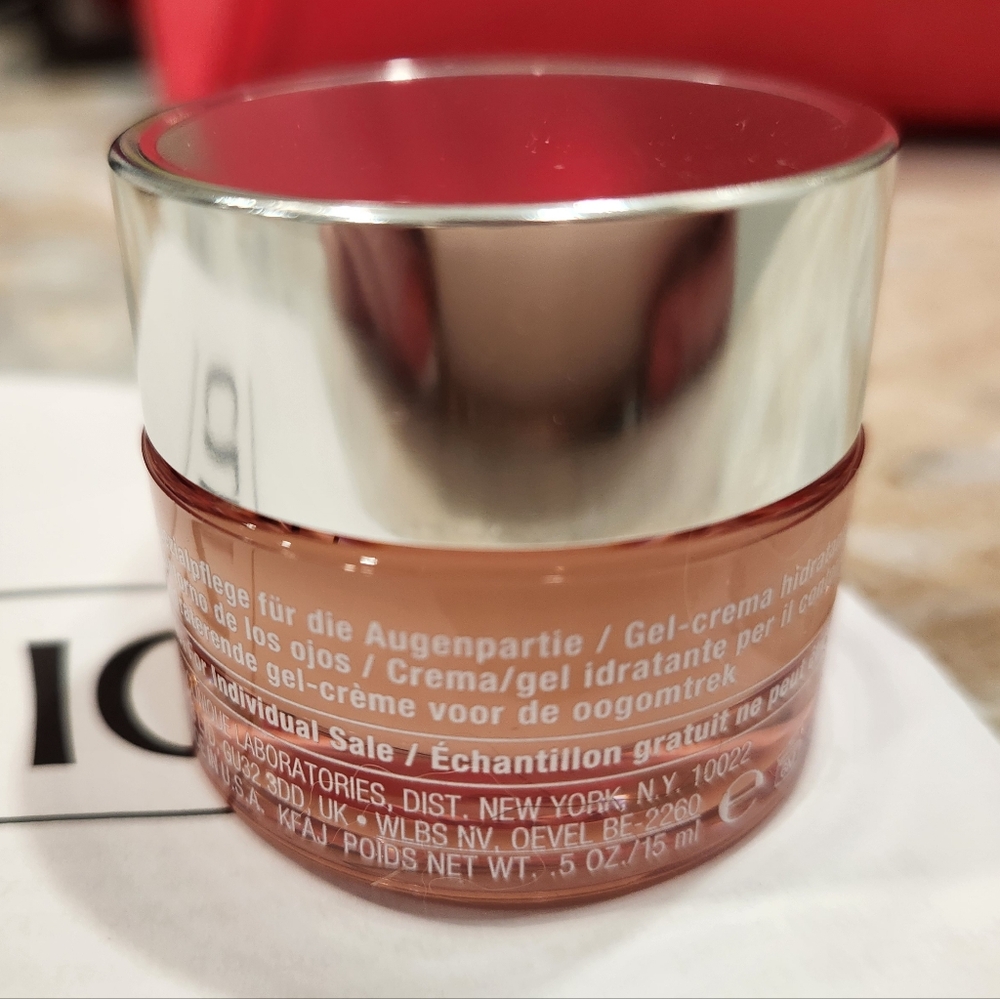 New Clinique All About Eyes cream - Picture 2 of 3